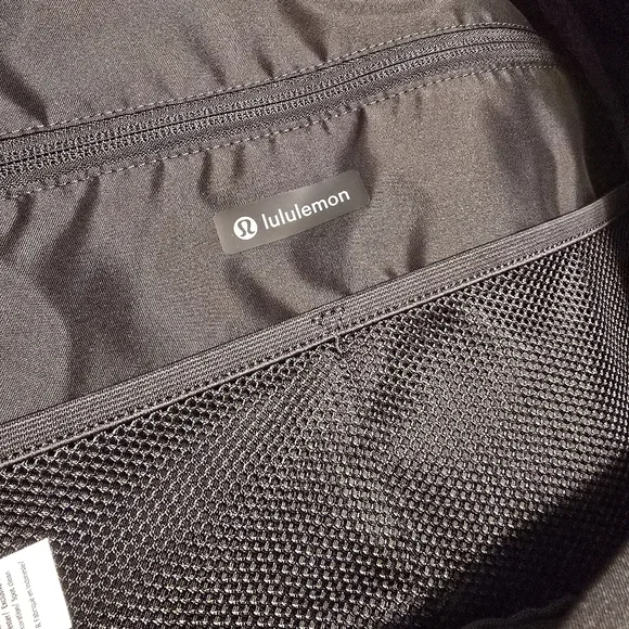 Lululemon Athletica Backpack 22L. Thawed Camo Grey Multi. - Picture 9 of 15